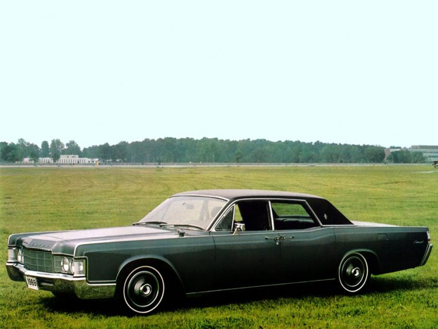  Lincoln Continental Sedan 1969 года  (фото 2 из 2)